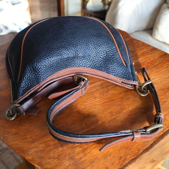 DOONEY & BOURKE VTG  80's All Weather Crescent Sac Leather Navy w British Tan - Picture 6 of 16